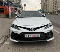 تۆیۆتا کامری